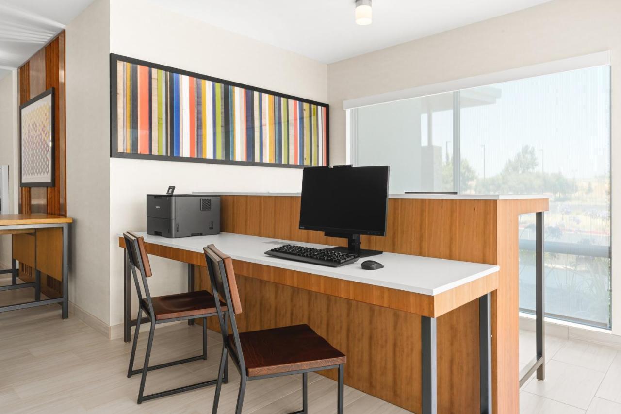 Holiday Inn Express & Suites - Suisun City By Ihg Extérieur photo