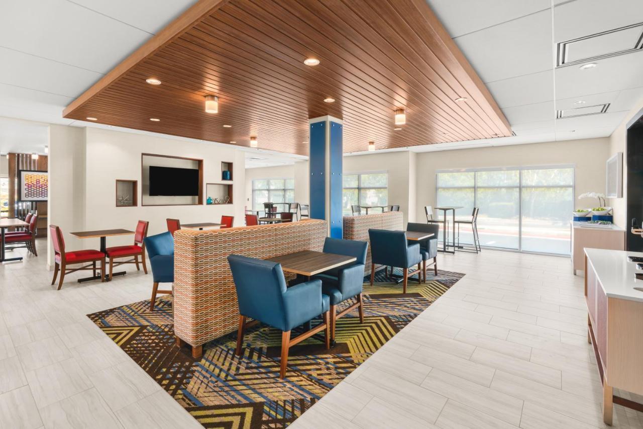 Holiday Inn Express & Suites - Suisun City By Ihg Extérieur photo