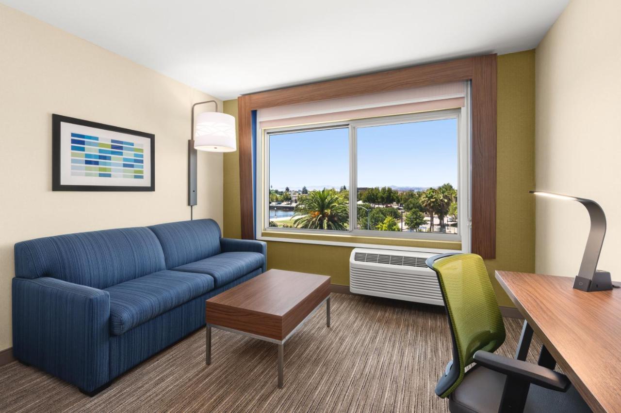 Holiday Inn Express & Suites - Suisun City By Ihg Extérieur photo