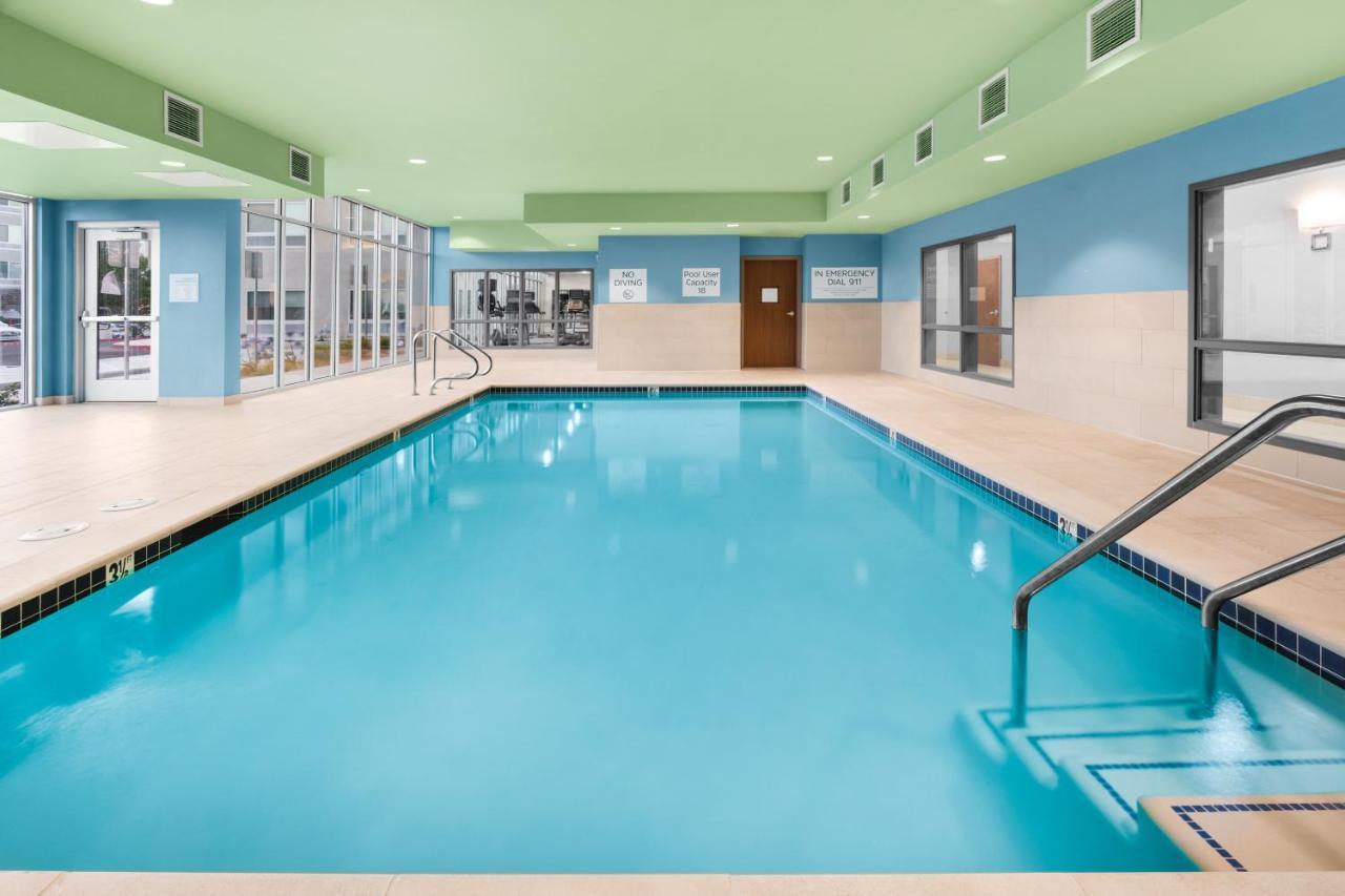 Holiday Inn Express & Suites - Suisun City By Ihg Extérieur photo
