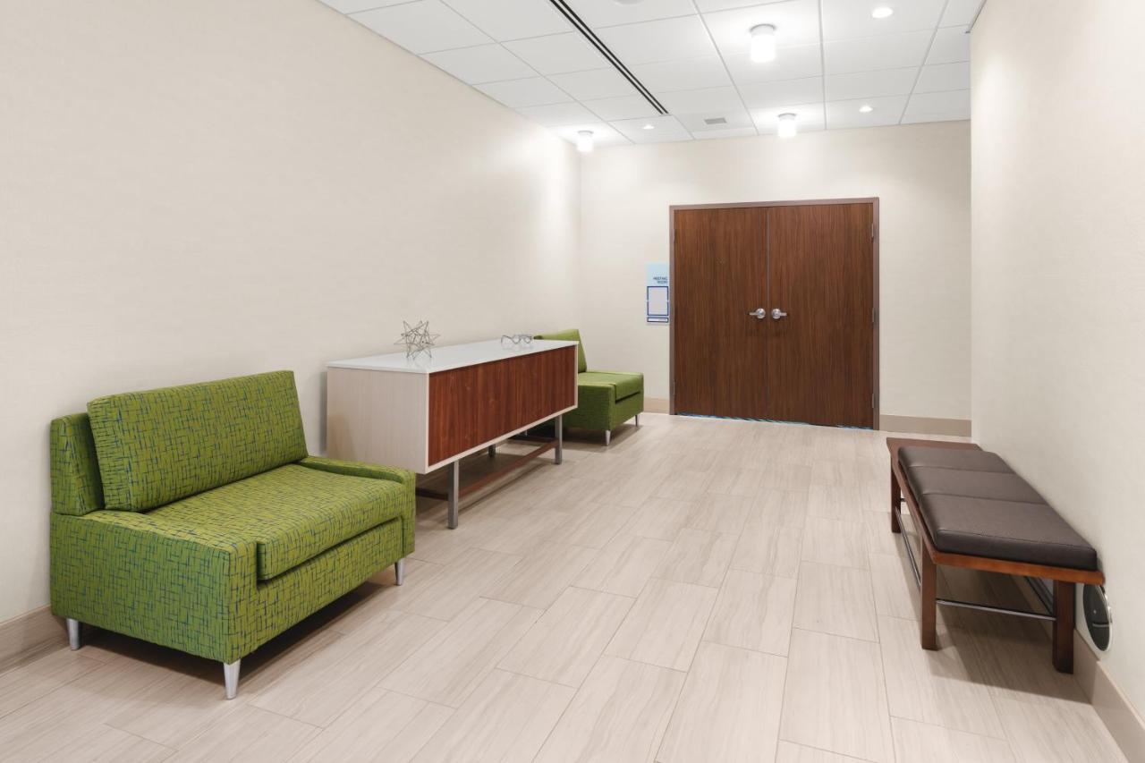 Holiday Inn Express & Suites - Suisun City By Ihg Extérieur photo