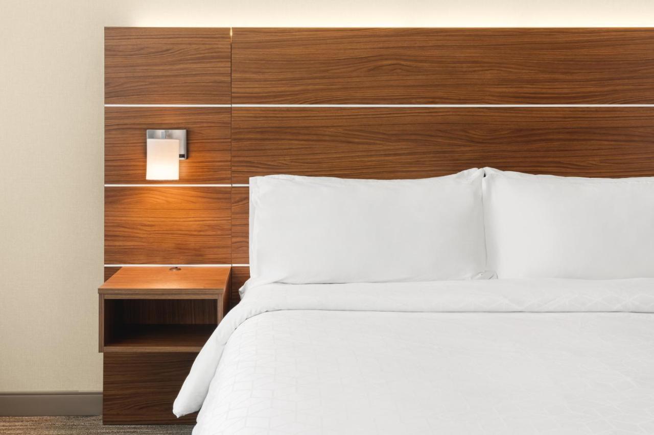 Holiday Inn Express & Suites - Suisun City By Ihg Extérieur photo